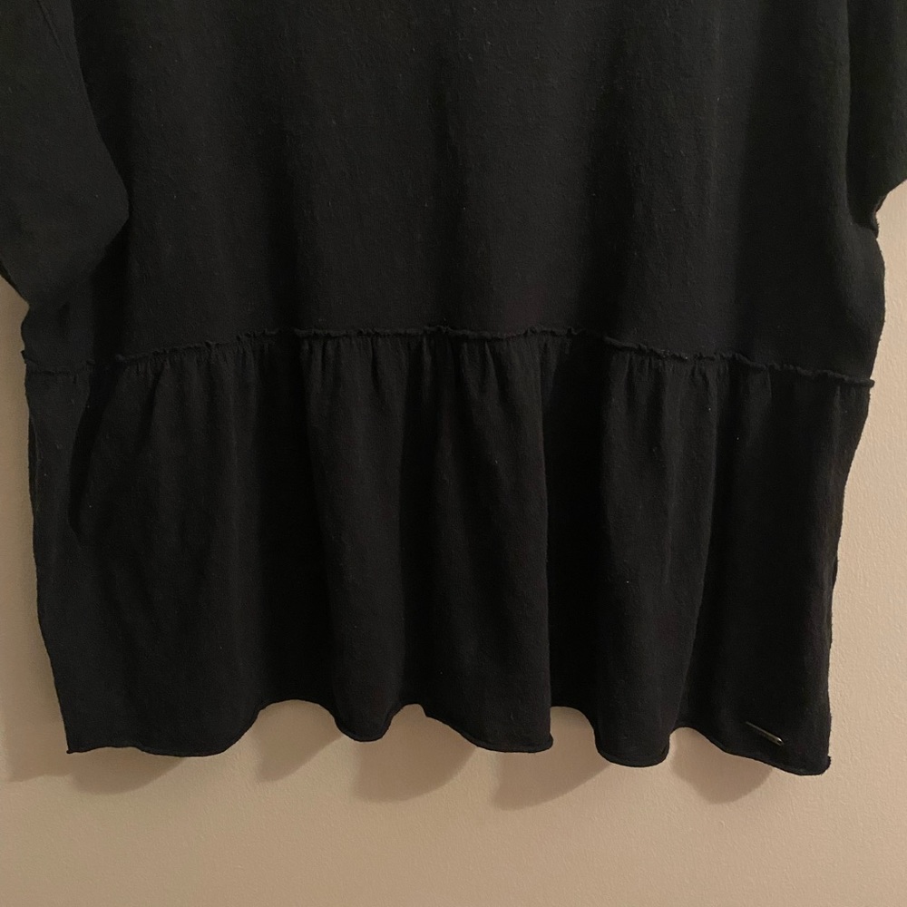 HOLLISTER PEPLUM TOP - Picture 6 of 6